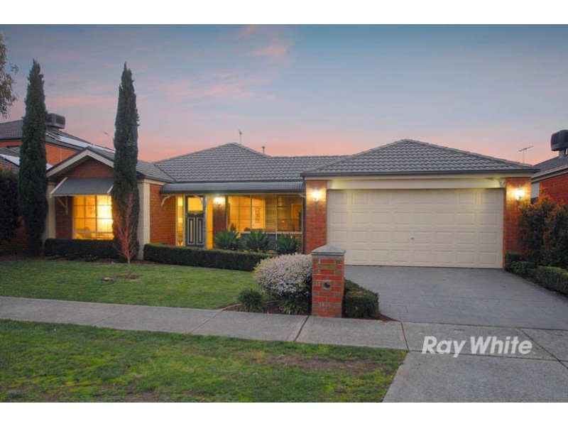 25 Sundial Court, Berwick VIC 3806