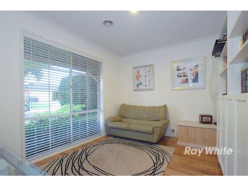 25 Sundial Court, Berwick VIC 3806