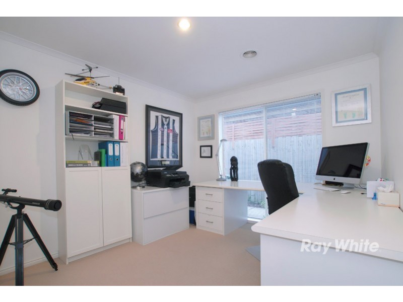 25 Sundial Court, Berwick VIC 3806