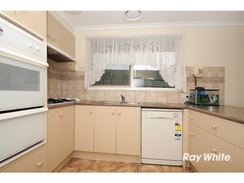 18 Clairmont Avenue, Cranbourne VIC 3977