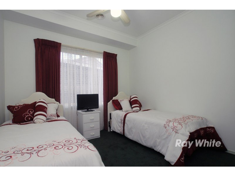 3 Filbert Court, Cranbourne North VIC 3977