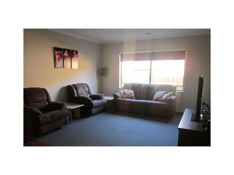 46 Lemon Grove, Cranbourne West VIC 3977