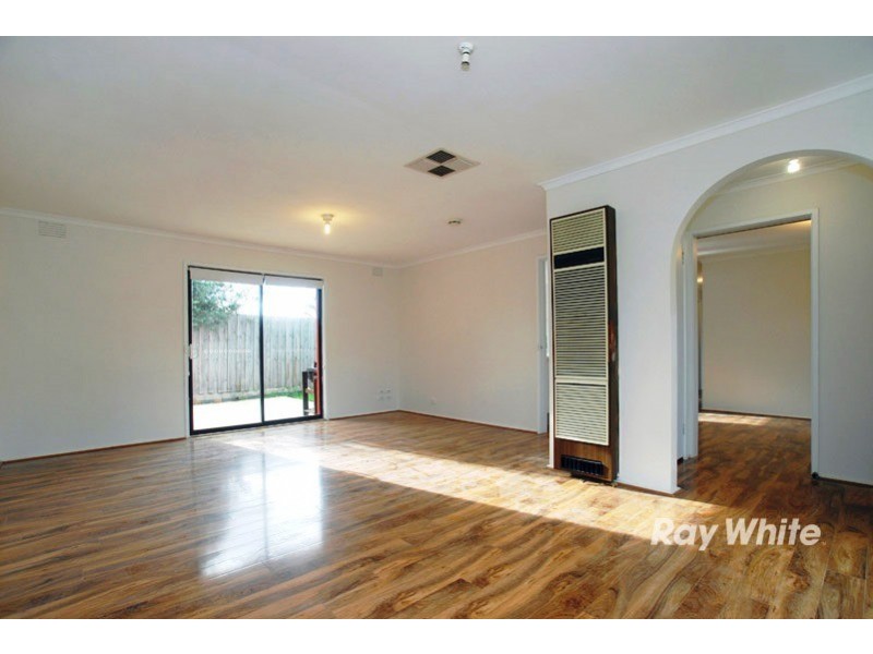 3 Arleon Crescent, Cranbourne VIC 3977