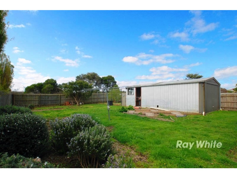 3 Arleon Crescent, Cranbourne VIC 3977