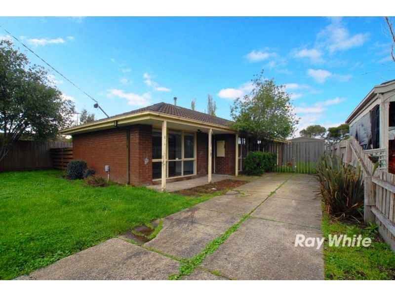 3 Arleon Crescent, Cranbourne VIC 3977