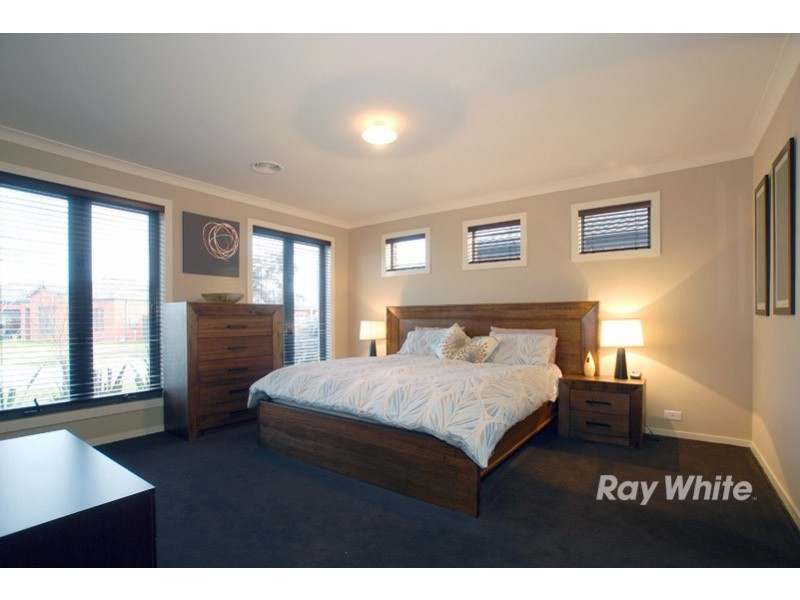 16 Viewline Way, Lyndhurst VIC 3975