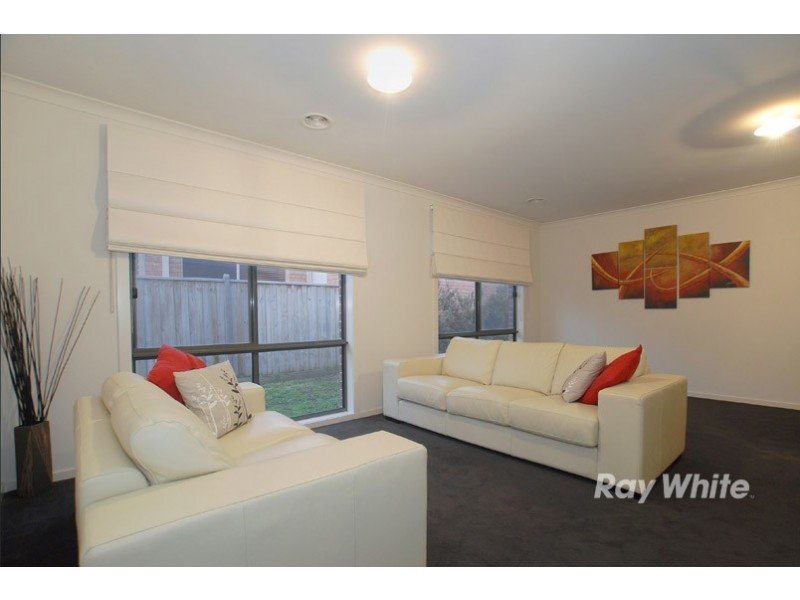 16 Viewline Way, Lyndhurst VIC 3975