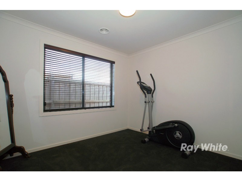 16 Viewline Way, Lyndhurst VIC 3975