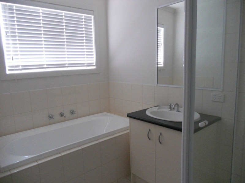 57 Taplan Crescent, Cranbourne West VIC 3977