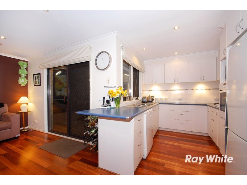 4 Julie Court, Langwarrin VIC 3910