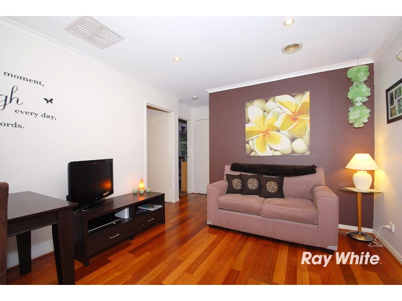 4 Julie Court, Langwarrin VIC 3910