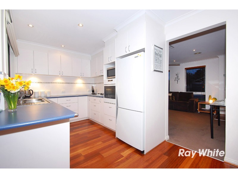 4 Julie Court, Langwarrin VIC 3910