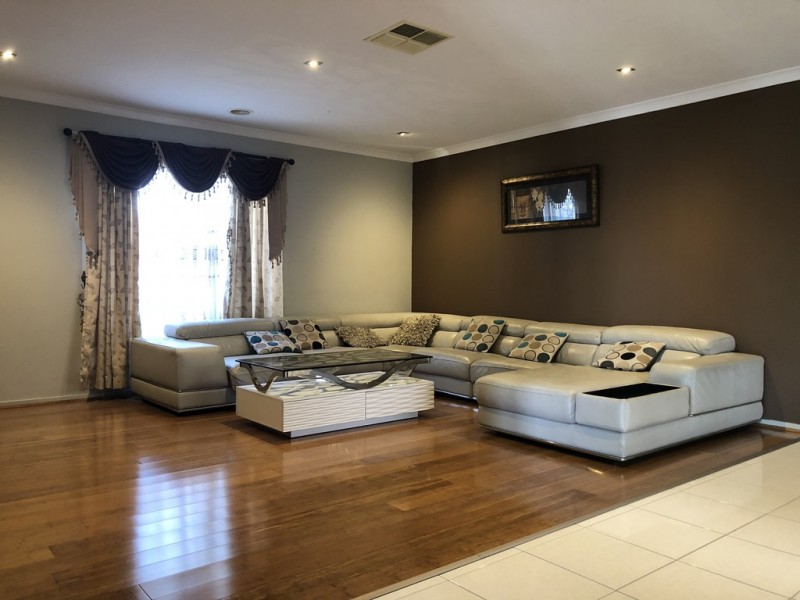 28 Caribbean Pine Court, Lyndhurst VIC 3975