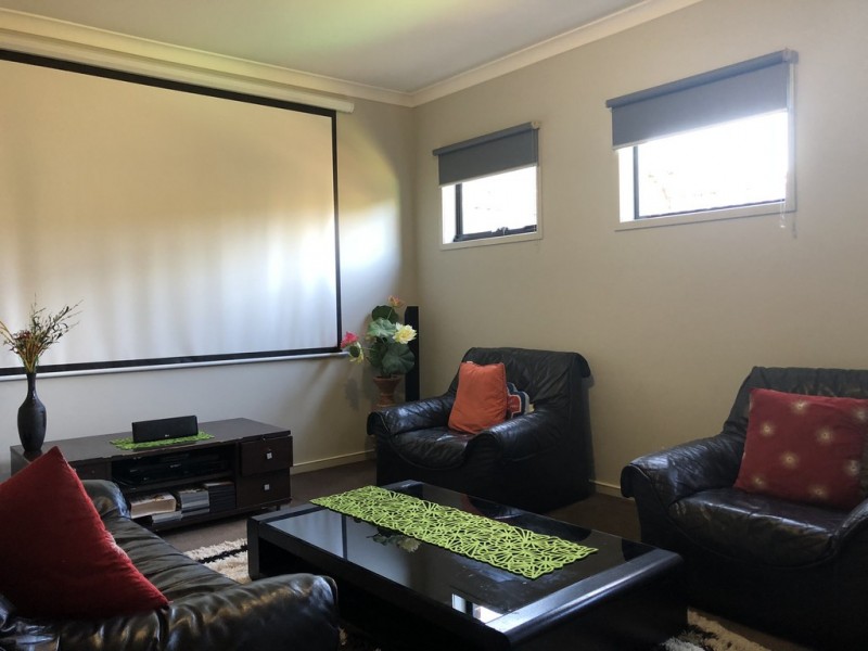 28 Caribbean Pine Court, Lyndhurst VIC 3975