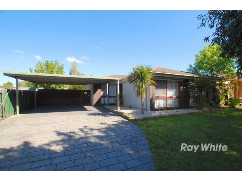 4 Pollina Close, Hampton Park VIC 3976