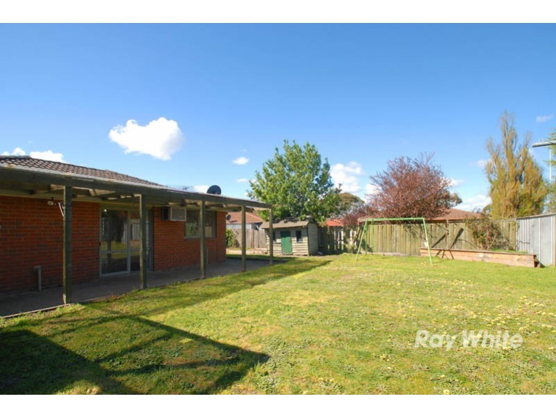 4 Pollina Close, Hampton Park VIC 3976