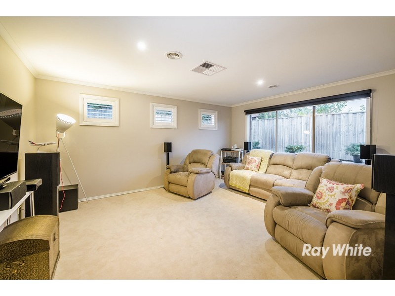 22 Caribbean Pine Court, Lyndhurst VIC 3975