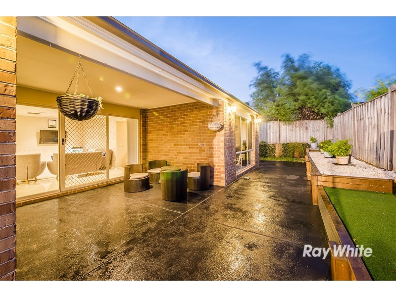 22 Caribbean Pine Court, Lyndhurst VIC 3975