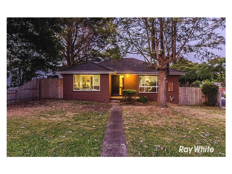 29 Marklin Street, Cranbourne VIC 3977