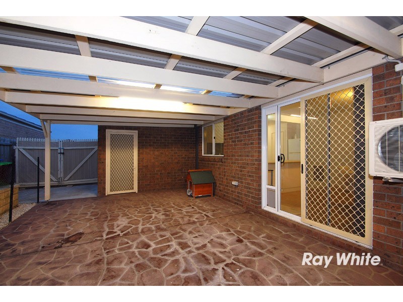 40 Kulkami Way, Cranbourne West VIC 3977