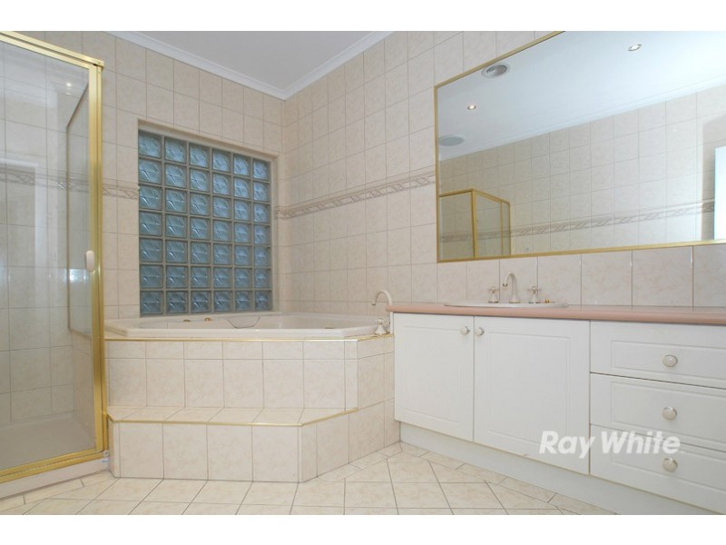 8 Parkview Terrace, Lysterfield South VIC 3156