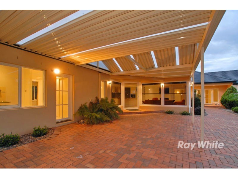 8 Parkview Terrace, Lysterfield South VIC 3156