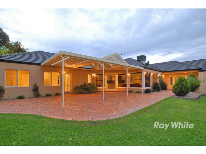 8 Parkview Terrace, Lysterfield South VIC 3156