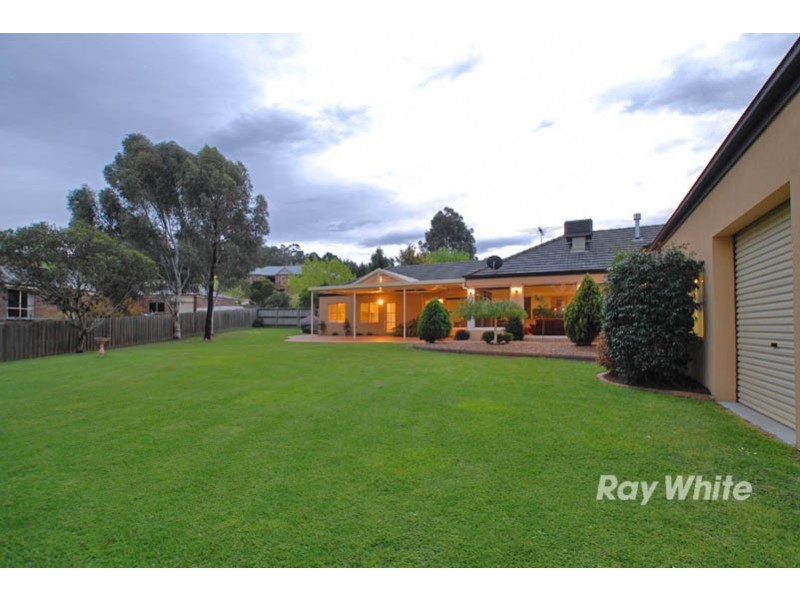8 Parkview Terrace, Lysterfield South VIC 3156