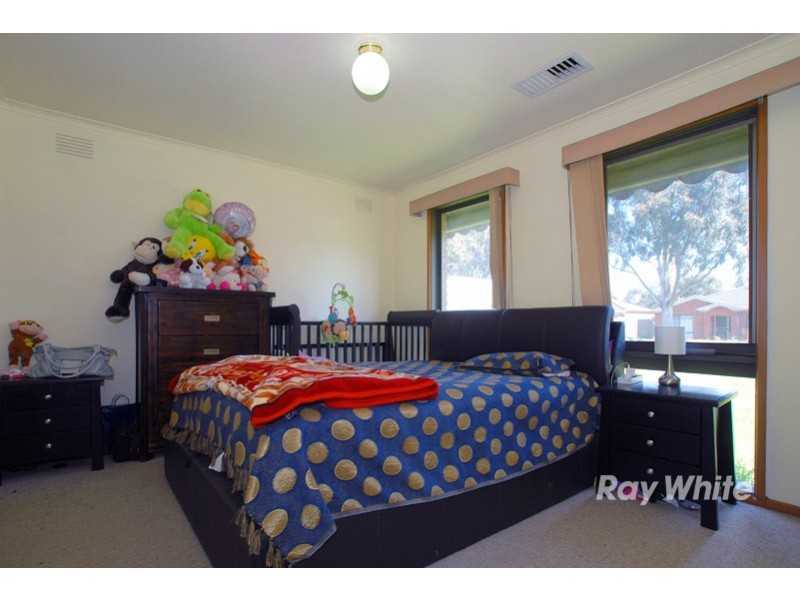 182 Monahans Road, Cranbourne VIC 3977