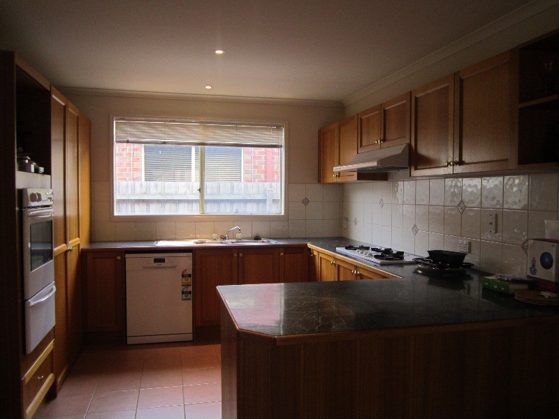 13 Nerrena Rise, Cranbourne West VIC 3977