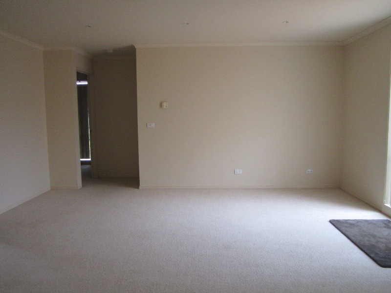 13 Nerrena Rise, Cranbourne West VIC 3977