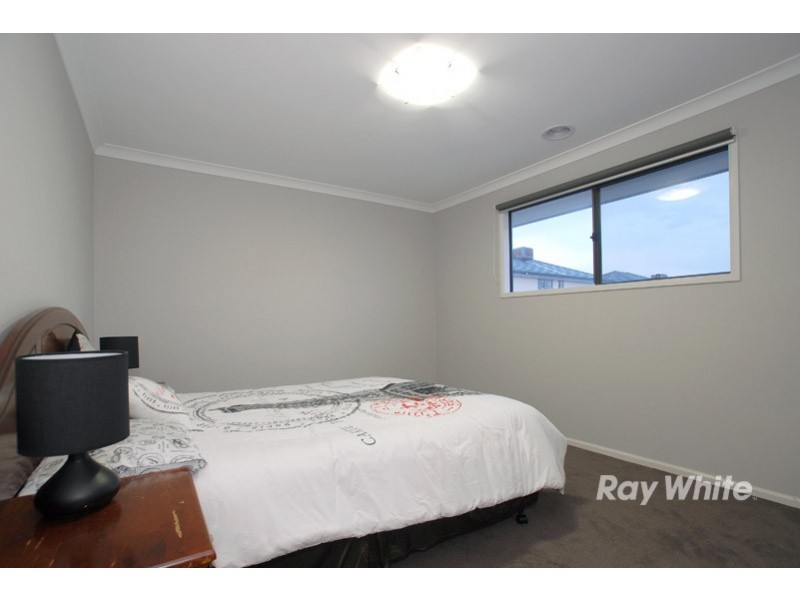 16 Palomino Avenue, Clyde VIC 3978