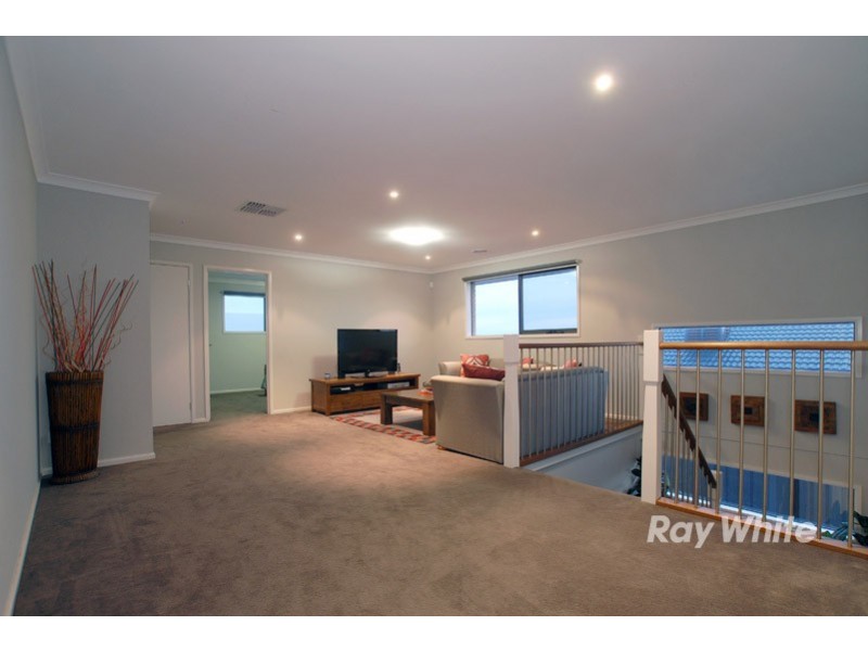 16 Palomino Avenue, Clyde VIC 3978