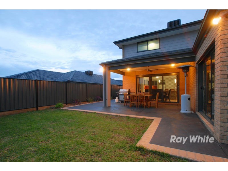 16 Palomino Avenue, Clyde VIC 3978