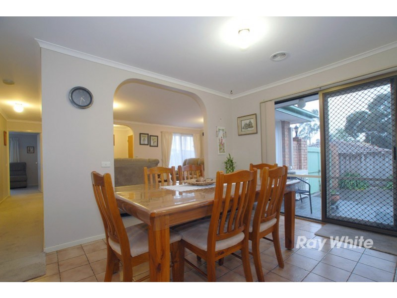 66 Elizabeth Street, Cranbourne North VIC 3977