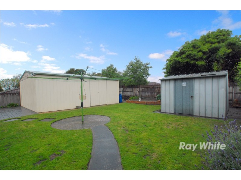 66 Elizabeth Street, Cranbourne North VIC 3977