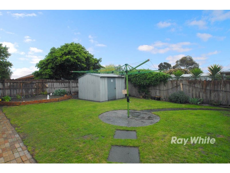 66 Elizabeth Street, Cranbourne North VIC 3977