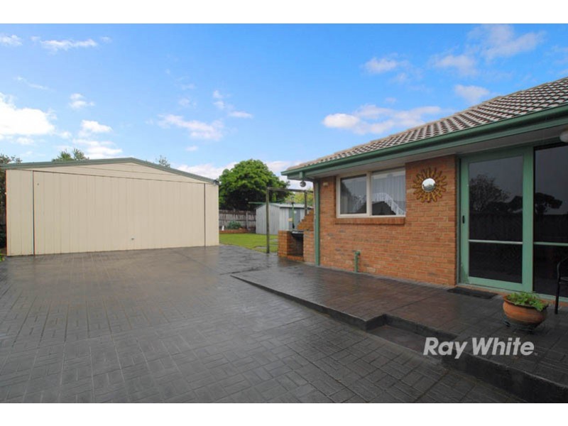 66 Elizabeth Street, Cranbourne North VIC 3977