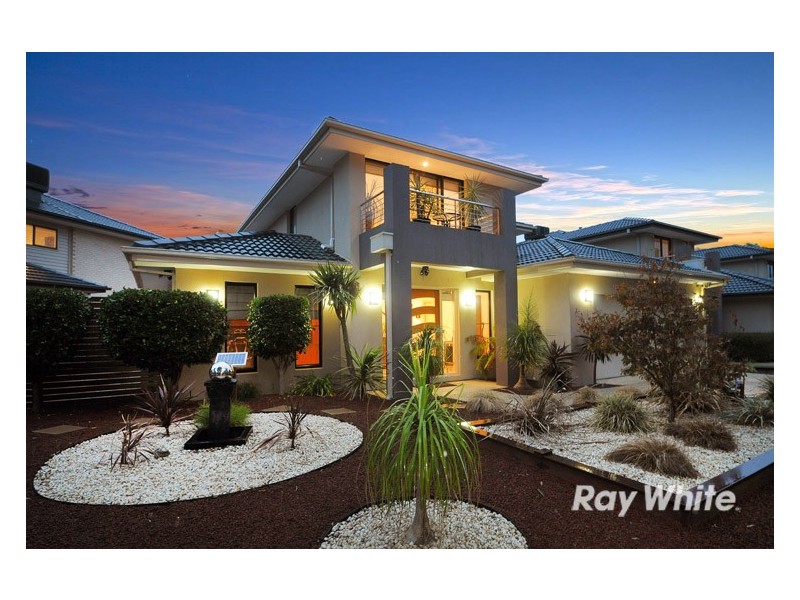 9 Flowering Gum Lane, Sandhurst VIC 3977