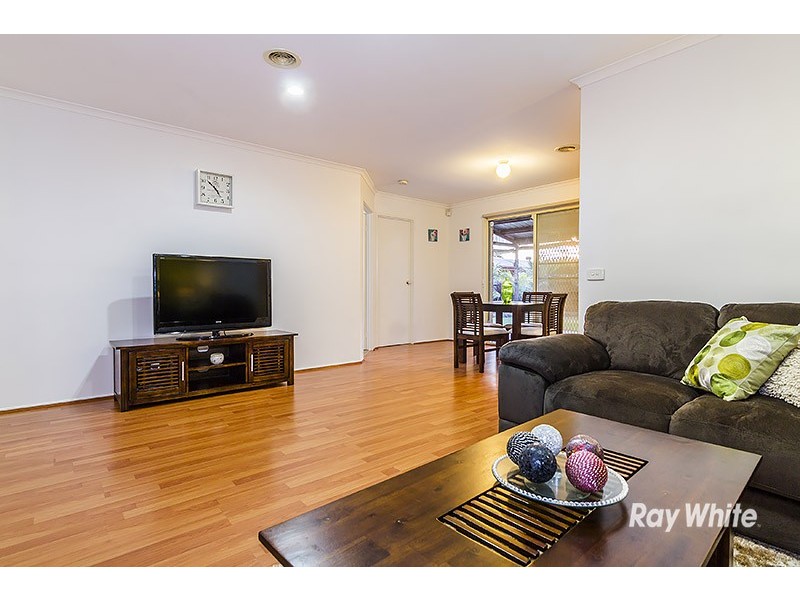 20 Henry Lawson Drive, Lynbrook VIC 3975