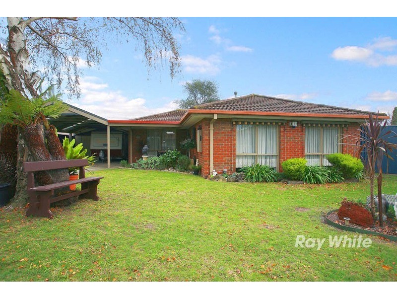 13 Peppercorn Court, Cranbourne North VIC 3977