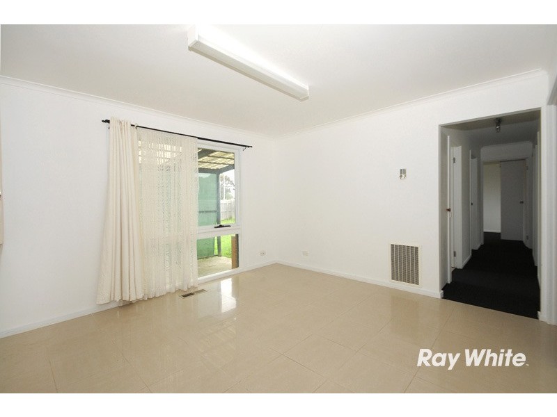 15 Hunter Court, Cranbourne North VIC 3977