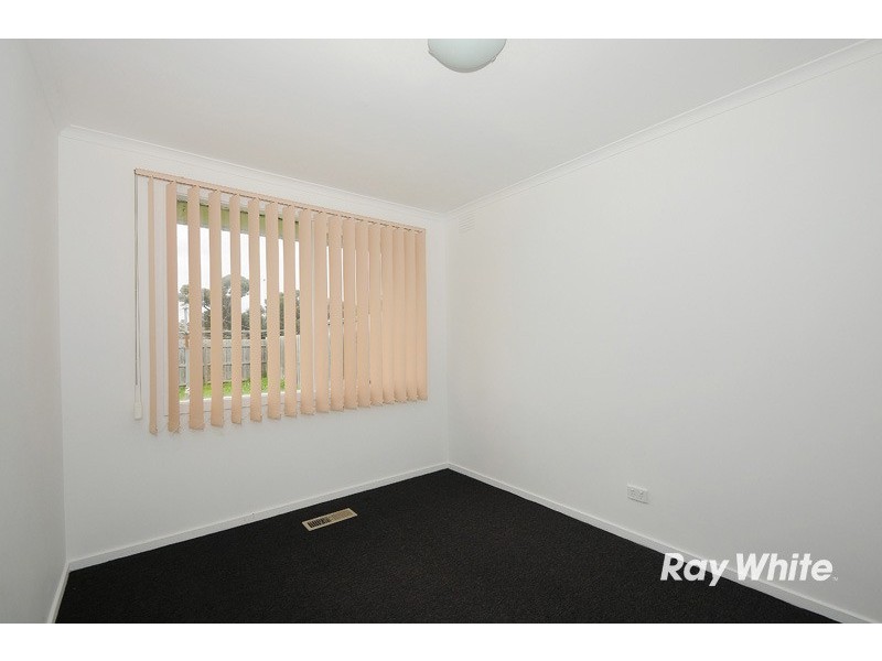 15 Hunter Court, Cranbourne North VIC 3977