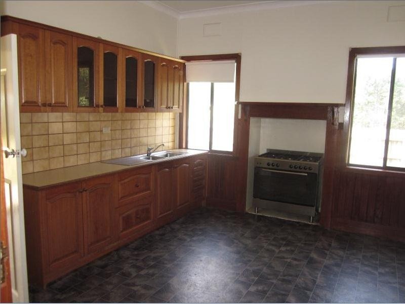 210 Tuckers Road, Clyde VIC 3978