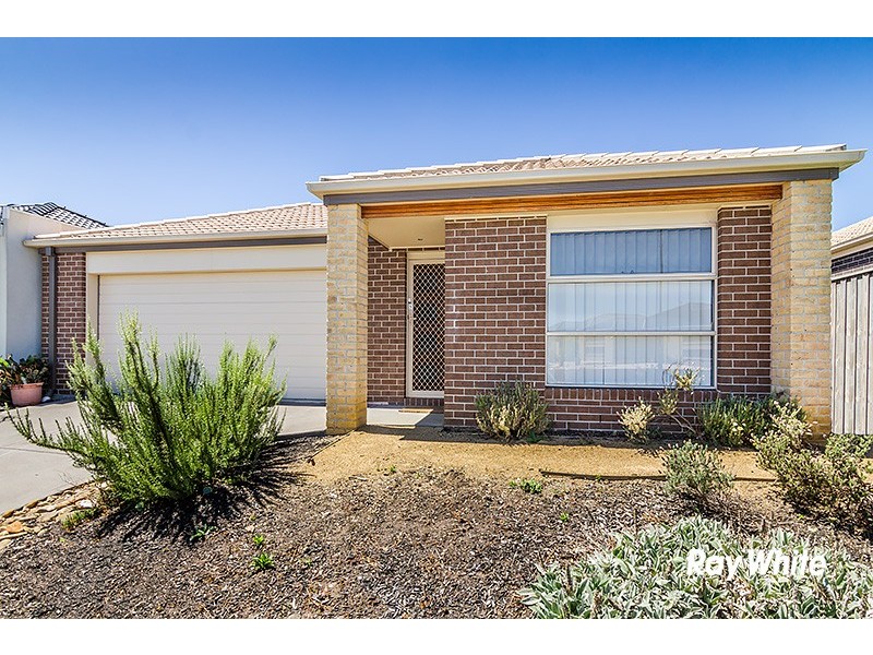 90 Silverwattle Drive, Lyndhurst VIC 3975