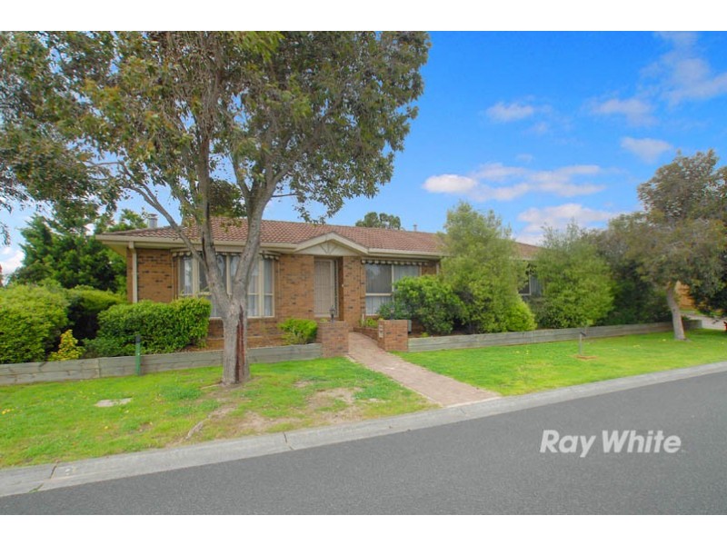143 Lawless Drive, Cranbourne North VIC 3977
