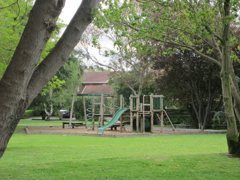 41 Oakwood Drive, Keysborough VIC 3173