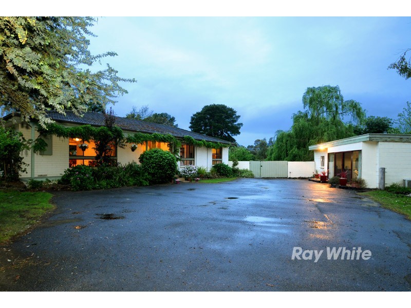 78 Craig Road, Devon Meadows VIC 3977