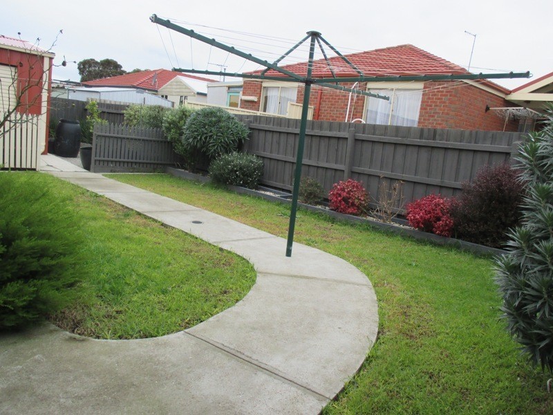 23 Fairhaven Boulevard, Cranbourne VIC 3977