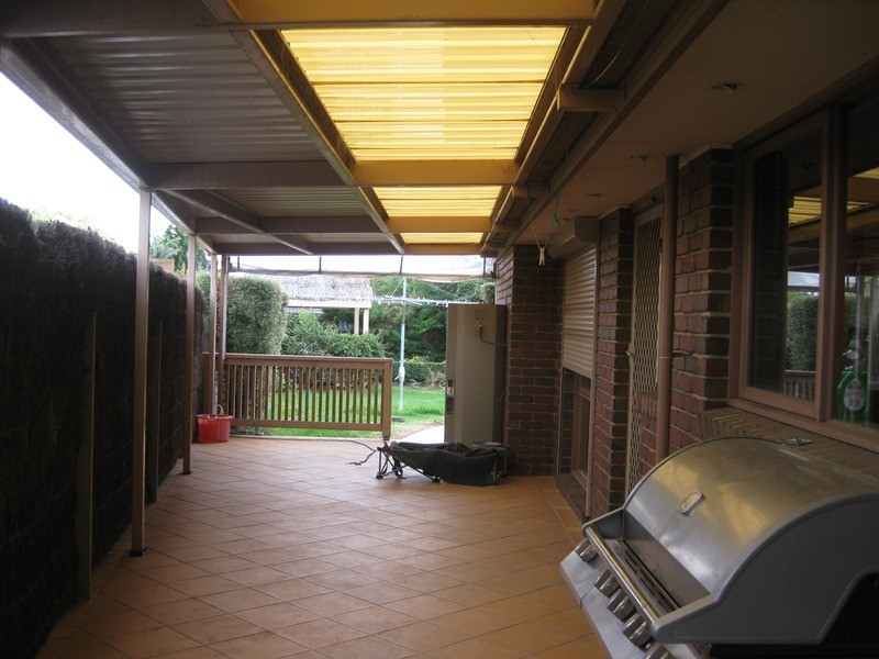 9 South Anderson Court, Cranbourne VIC 3977